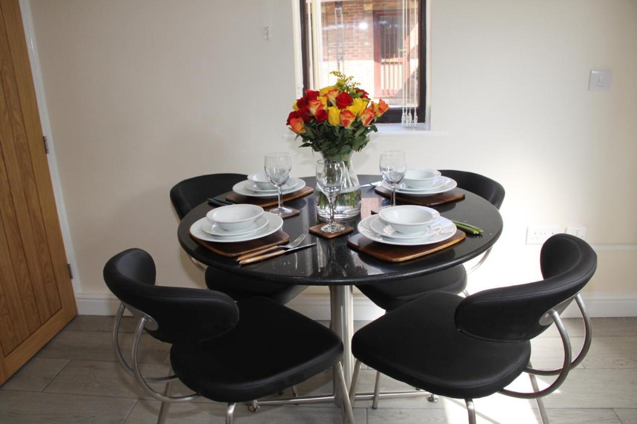 City Centre Town House With Riverside Views And Free Parking 1Bak Йорк Экстерьер фото